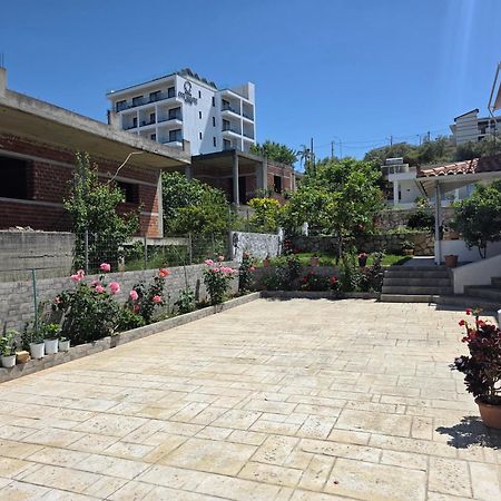 Guesthouse Veliaj كساميل المظهر الخارجي الصورة