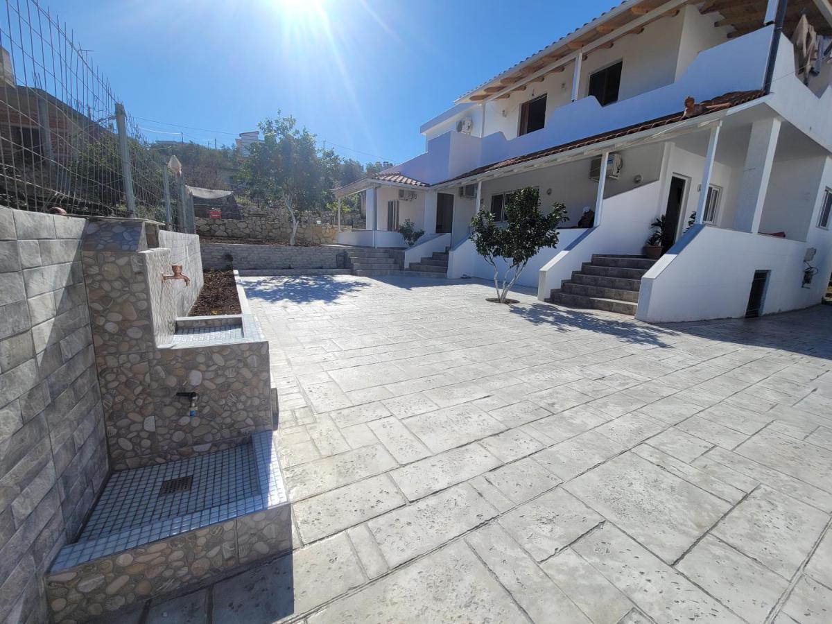 Guesthouse Veliaj كساميل المظهر الخارجي الصورة