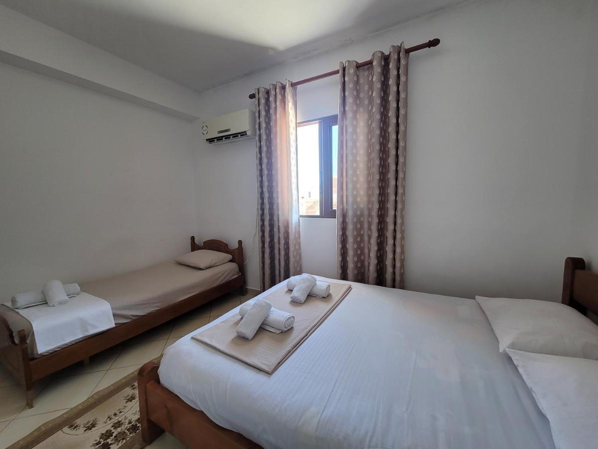 Guesthouse Veliaj كساميل المظهر الخارجي الصورة