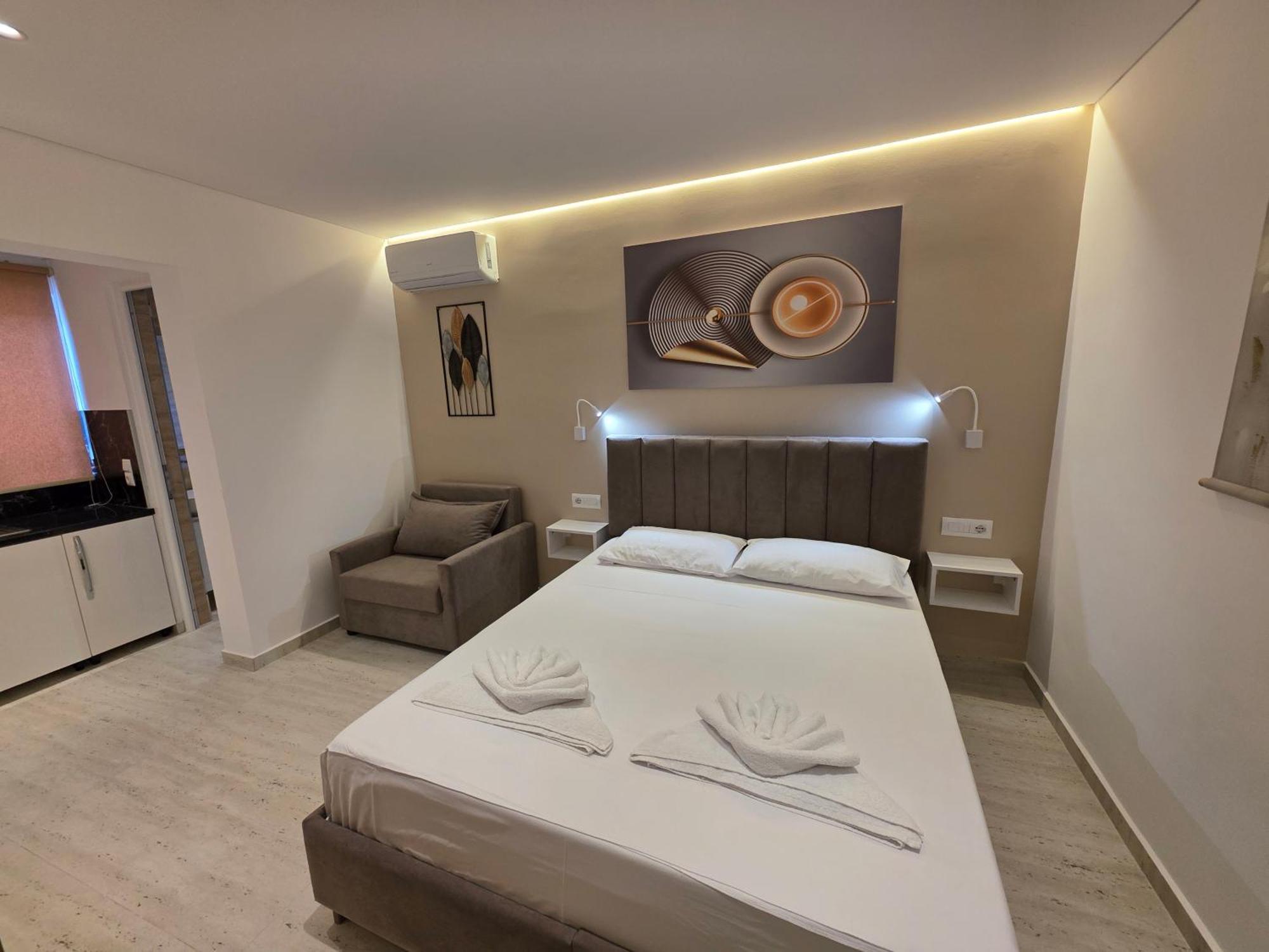 Guesthouse Veliaj كساميل المظهر الخارجي الصورة