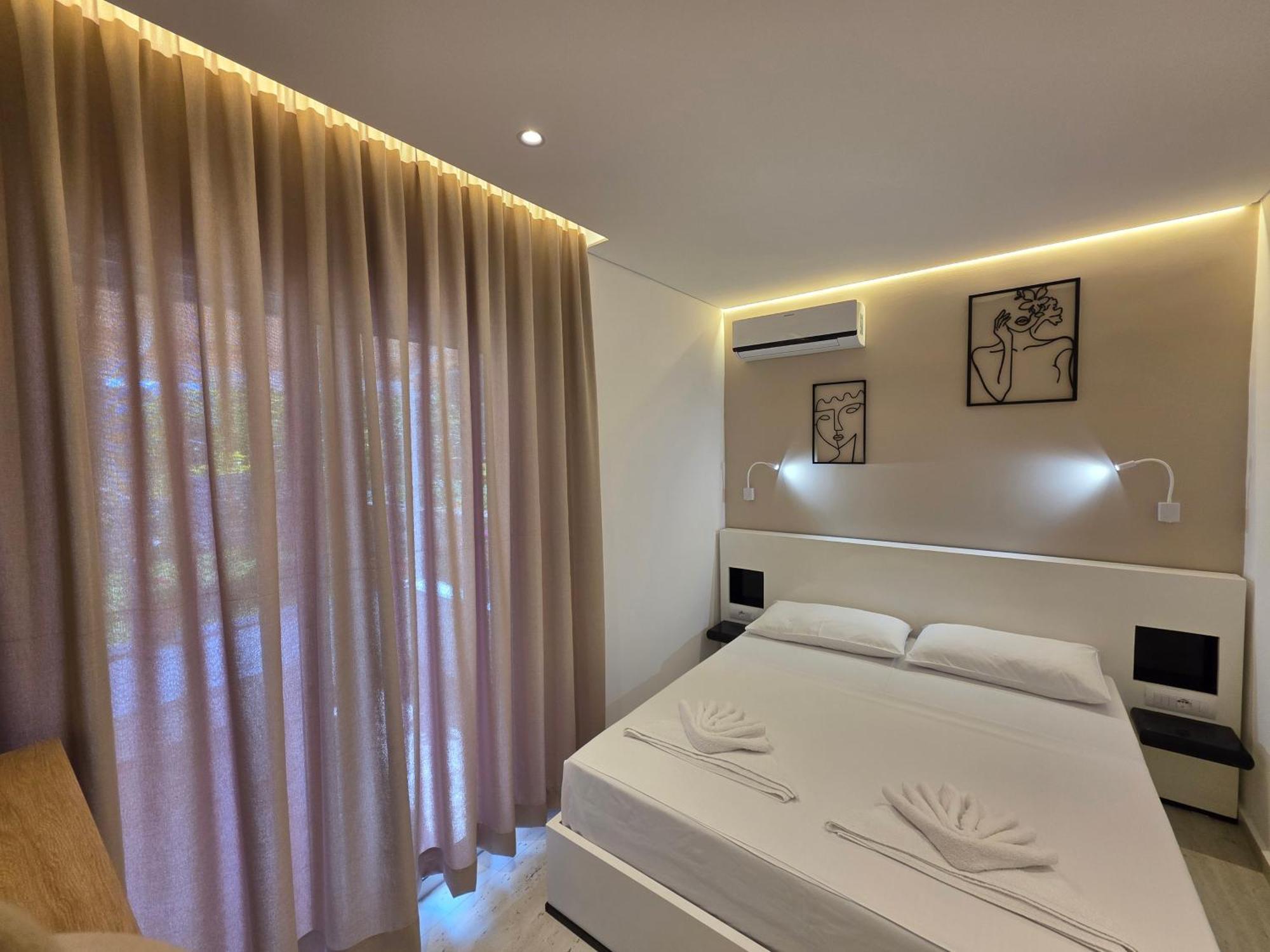Guesthouse Veliaj كساميل المظهر الخارجي الصورة